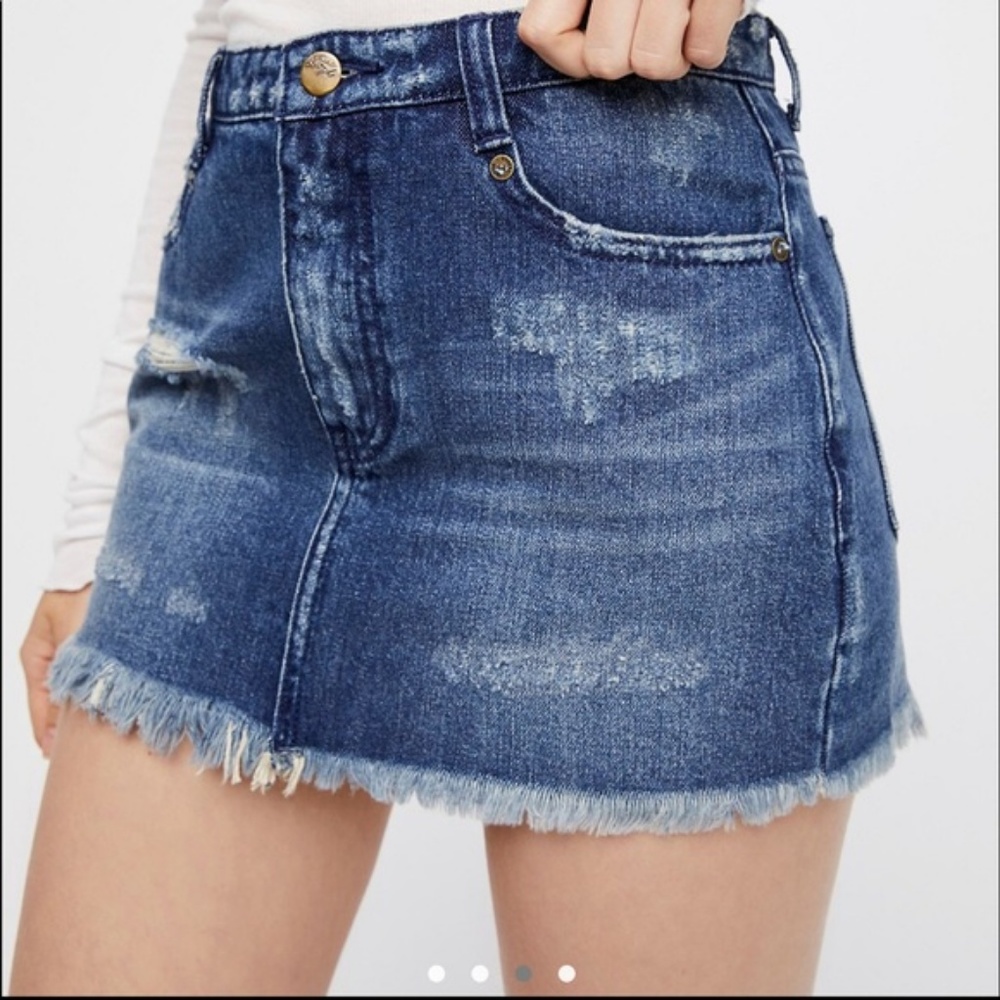 Free People Cute To Boot Jean Mini Skirt NWT
